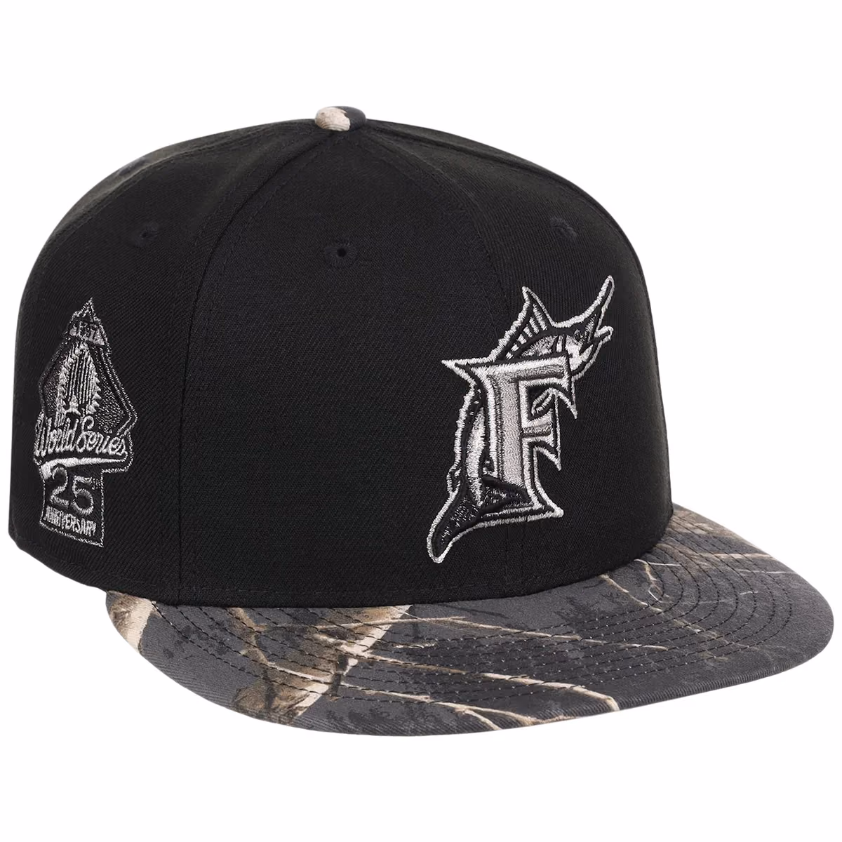 Miami Marlins MLB Black Realtree Metallics New Era 59FIFTY front view