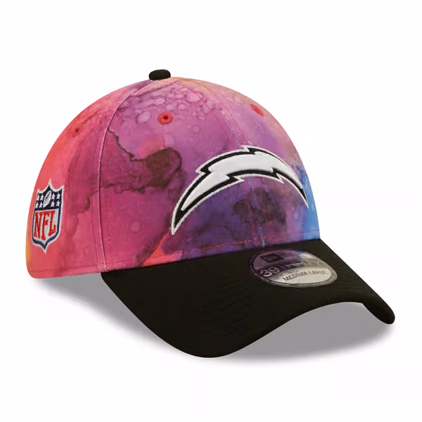 Los Angeles Chargers 2022 NFL On-Field Crucial Catch New Era 39Thirty Flex Cap product photo