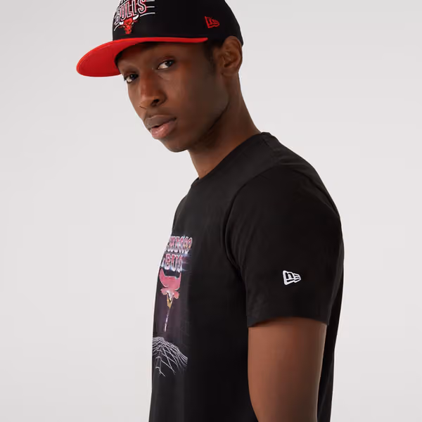 Chicago Bulls Futuristic New Era NBA T-Shirt Black view 3