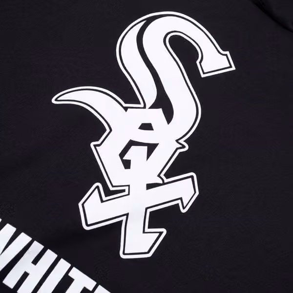 Chicago White Sox 2025 MLB Authentic Performance Therma Hoodie Black view 3
