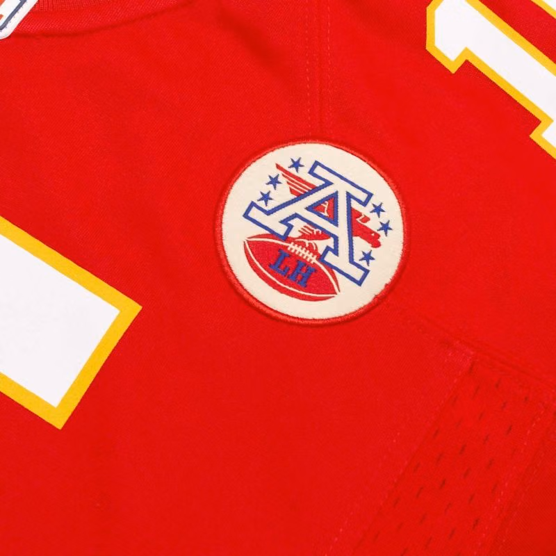 Patrick Mahomes #15 Kansas City Chiefs Nike Game Youth NFL Jersey (KIDS) view 5