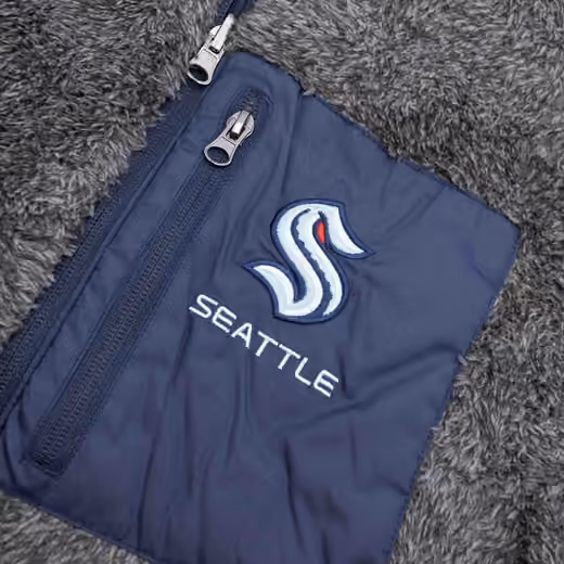 Seattle Kraken G-III NHL Reversible Sherpa Winter Vest view 5