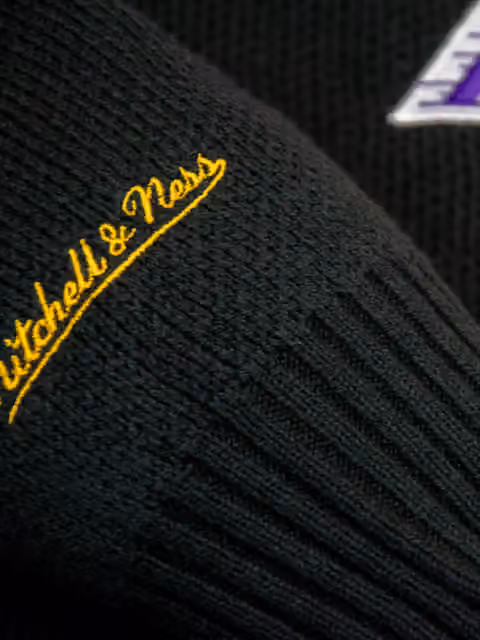 Los Angeles Lakers NBA Head Coach Sweater Black view 5