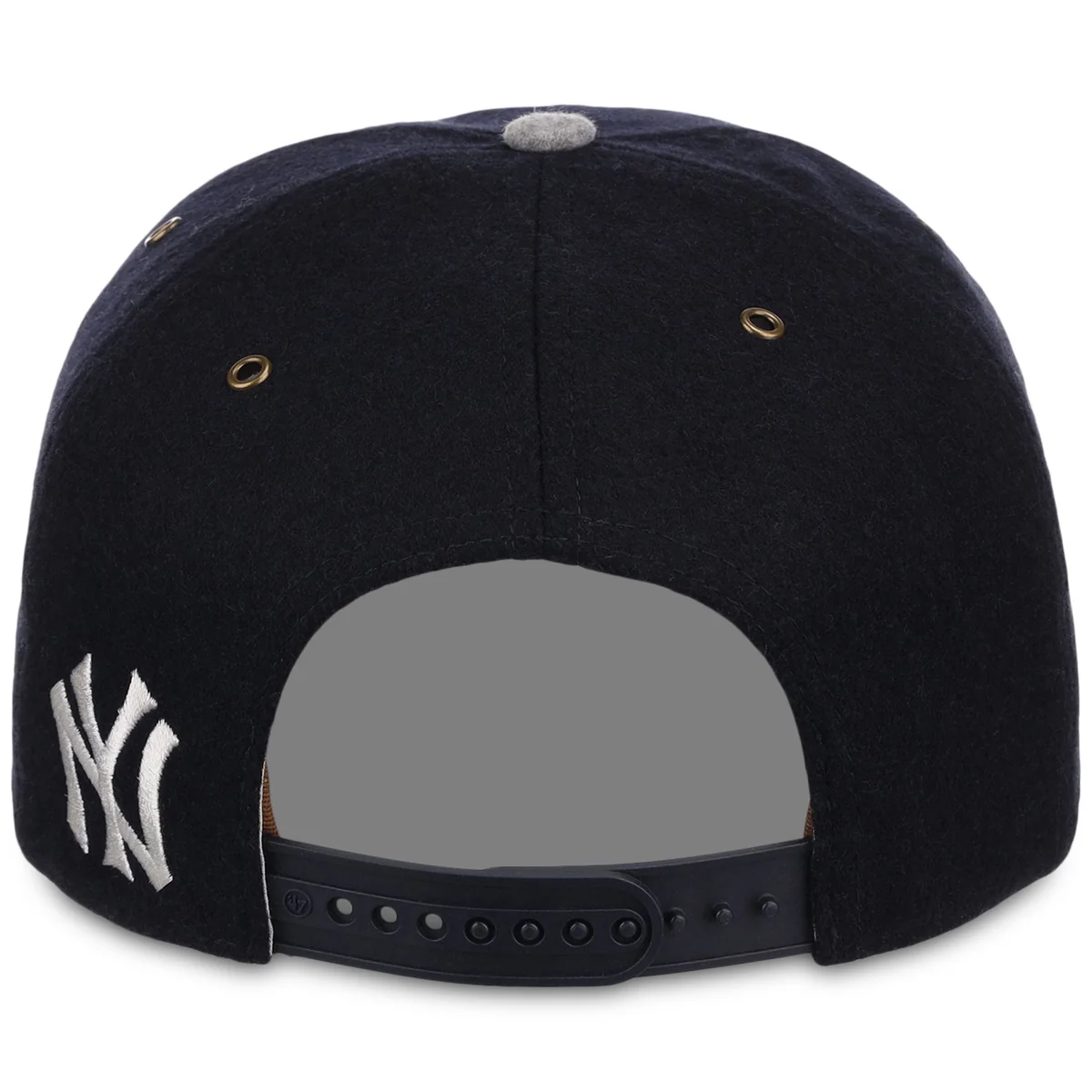 New York Yankees Bronx Bombers '47 Hitch detail view