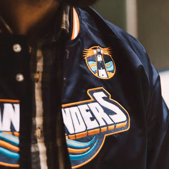 New York Islanders Mitchell & Ness Lightweight Satin NHL Jacket view 3