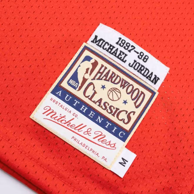 Michael Jordan #23 Chicago Bulls 1997-98 Authentic NBA Jersey Red (YOUTH) view 5