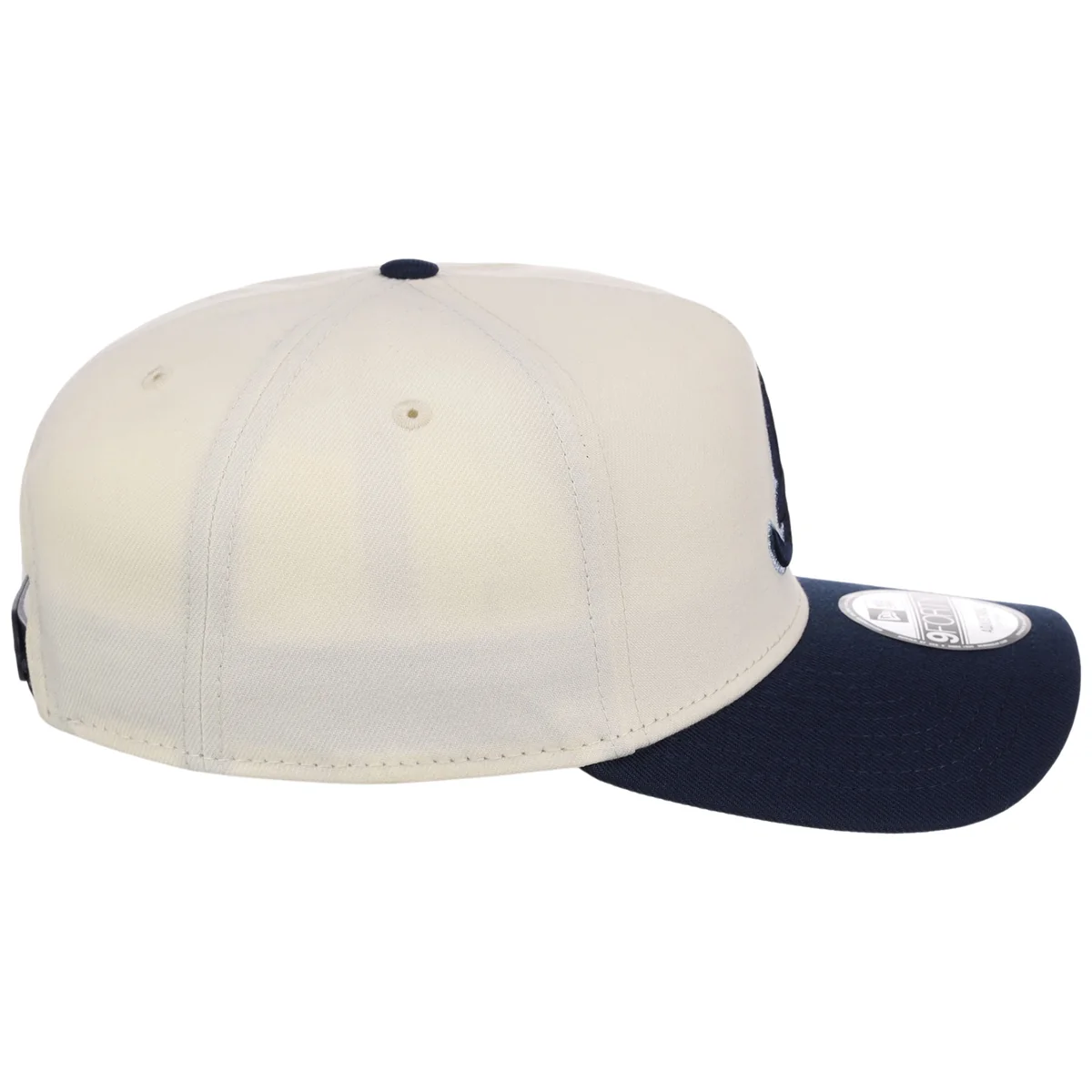 Atlanta Braves MLB Chrome x Navy FASHION CORE New Era 9FORTY A-Frame detail view