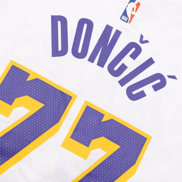 Luka Doncic #77 Los Angeles Lakers Nike Player NBA T-Shirt White (YOUTH) view 4