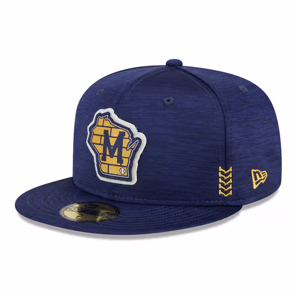 Milwaukee Brewers 2024 MLB Clubhouse New Era 59FIFTY Fitted Cap Navy product photo