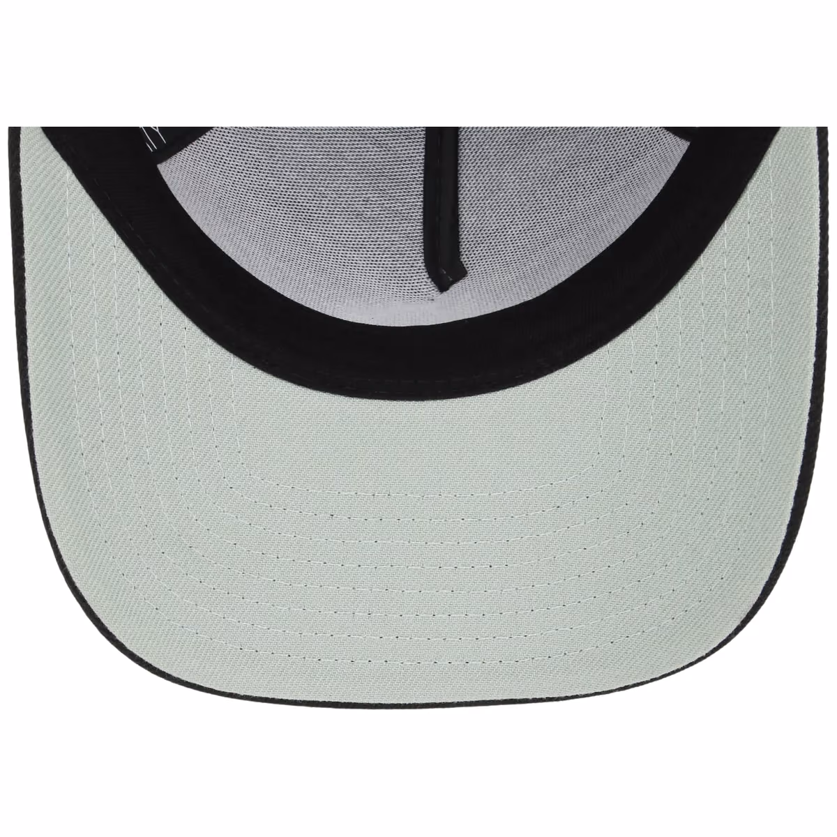 New York Yankees MLB Alpine Snow New Era 9FORTY A-Frame back view