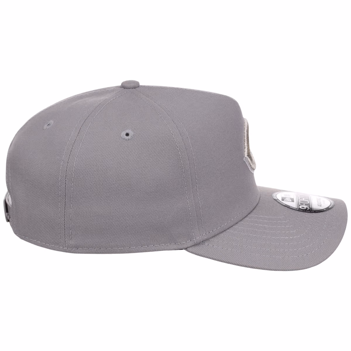 Cincinnati Reds MLB Gray x White FASHION CORE New Era 9FORTY A-Frame detail view