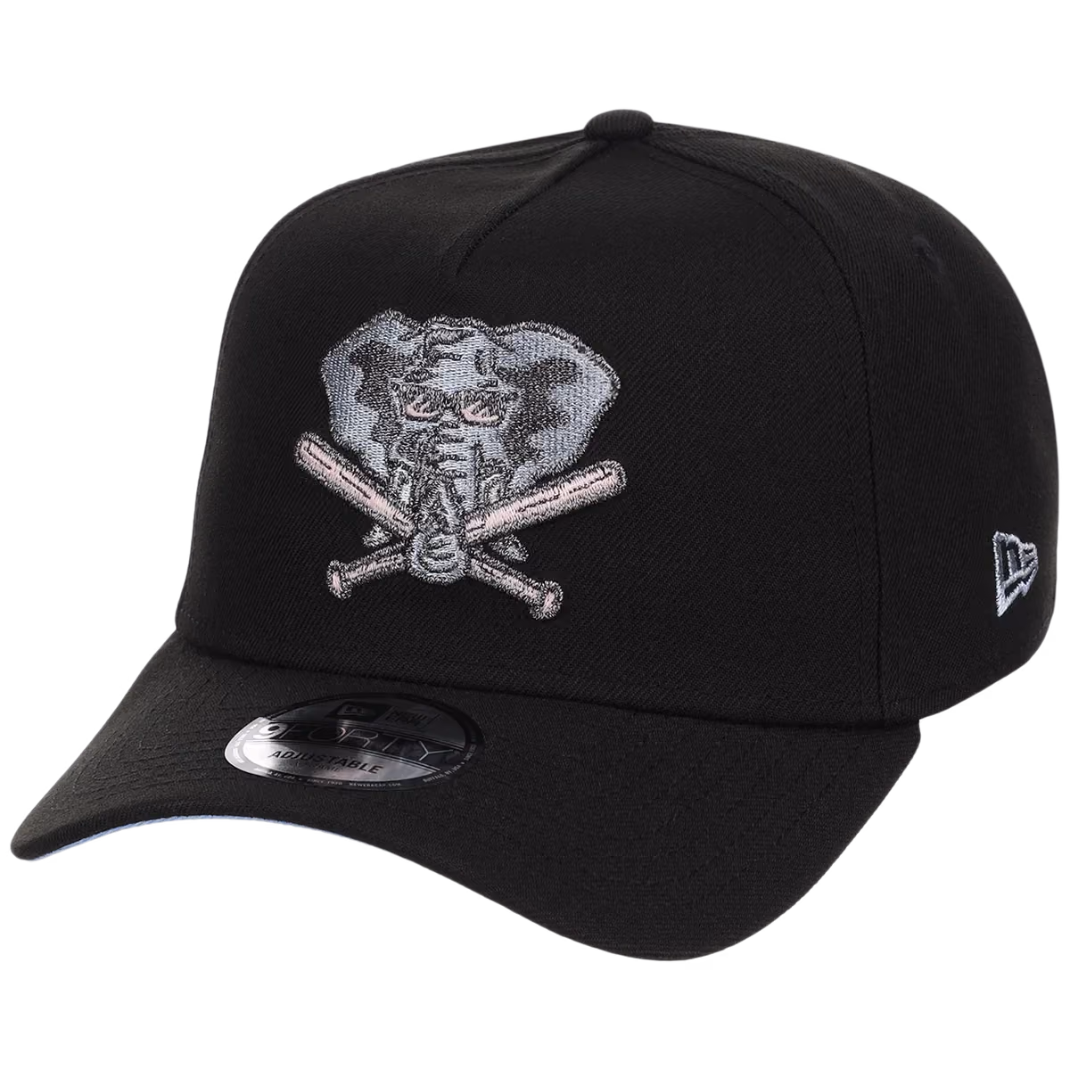 Oakland Athletics MLB Pewter Skies New Era 9FORTY A-Frame detail view