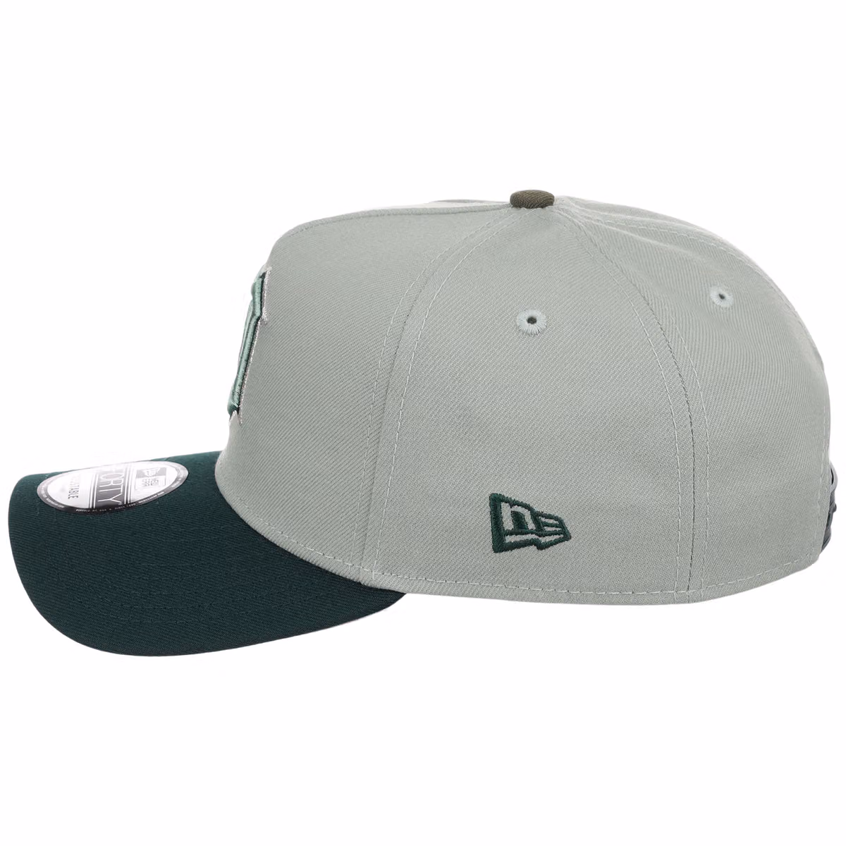 Detroit Tigers MLB Everest x Dark Green FASHION CORE New Era 9FORTY A-Frame detail view