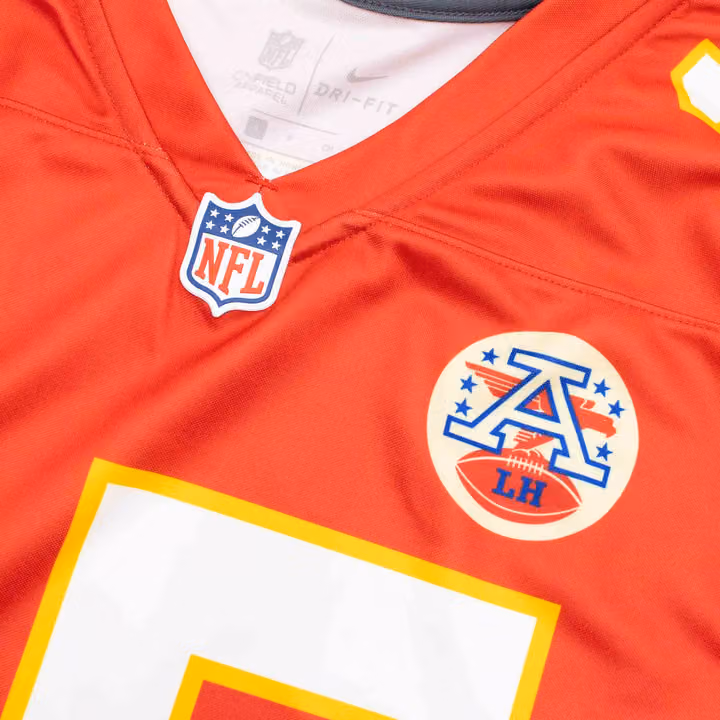 Patrick Mahomes #15 Kansas City Chiefs Nike Legend NFL Jersey Red view 5
