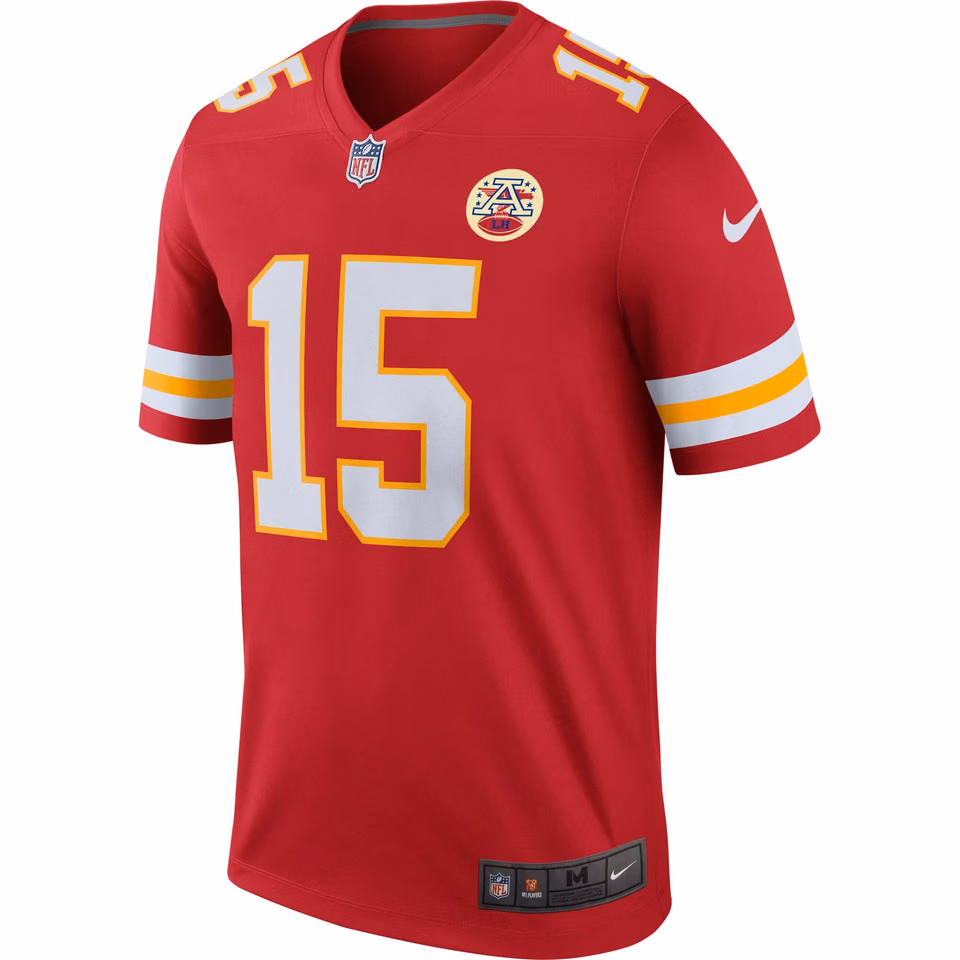 Patrick Mahomes #15 Kansas City Chiefs Nike Legend NFL Jersey Red view 2