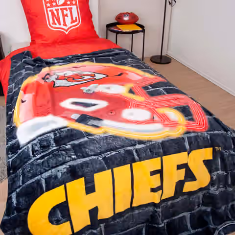 Kansas City Chiefs Wellsoft Throw Blanket Black view 3
