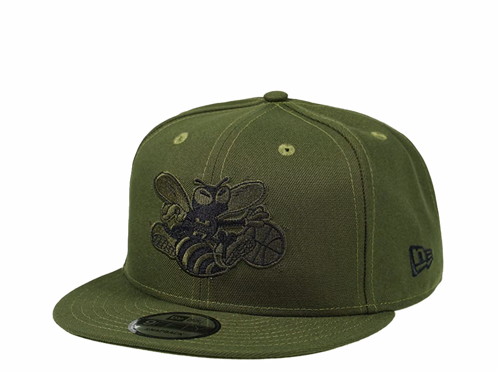 New Era Charlotte Hornets Rifle Green Edition 9Fifty Snapback Hat front