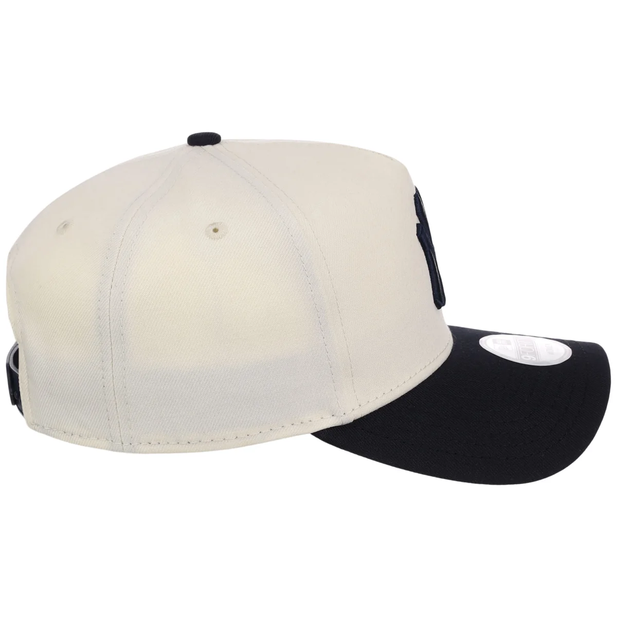 New York Yankees Women's New Era 9FORTY Chrome OTC A-Frame back view