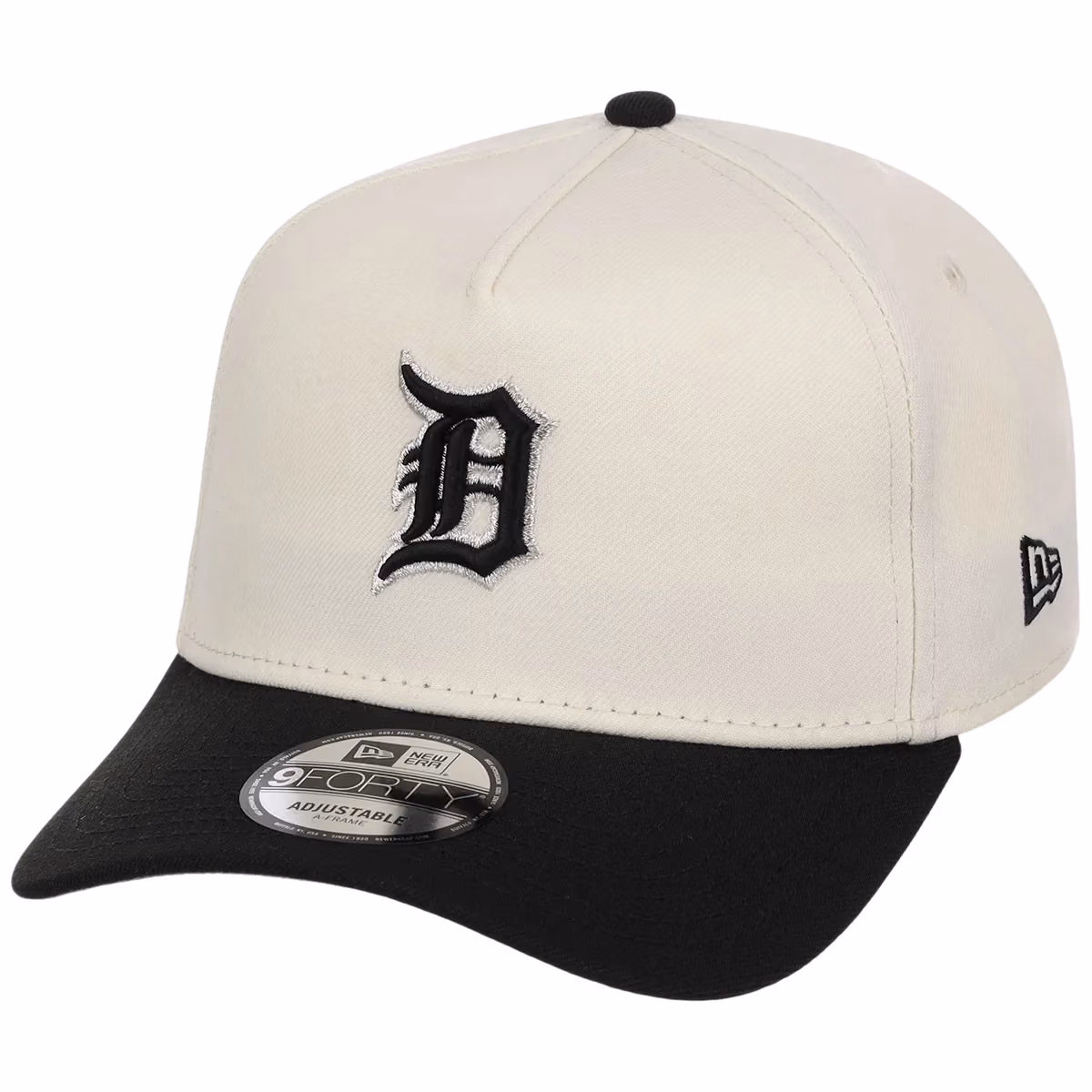 Detroit Tigers MLB Chrome x Black FASHION CORE New Era 9FORTY A-Frame detail view