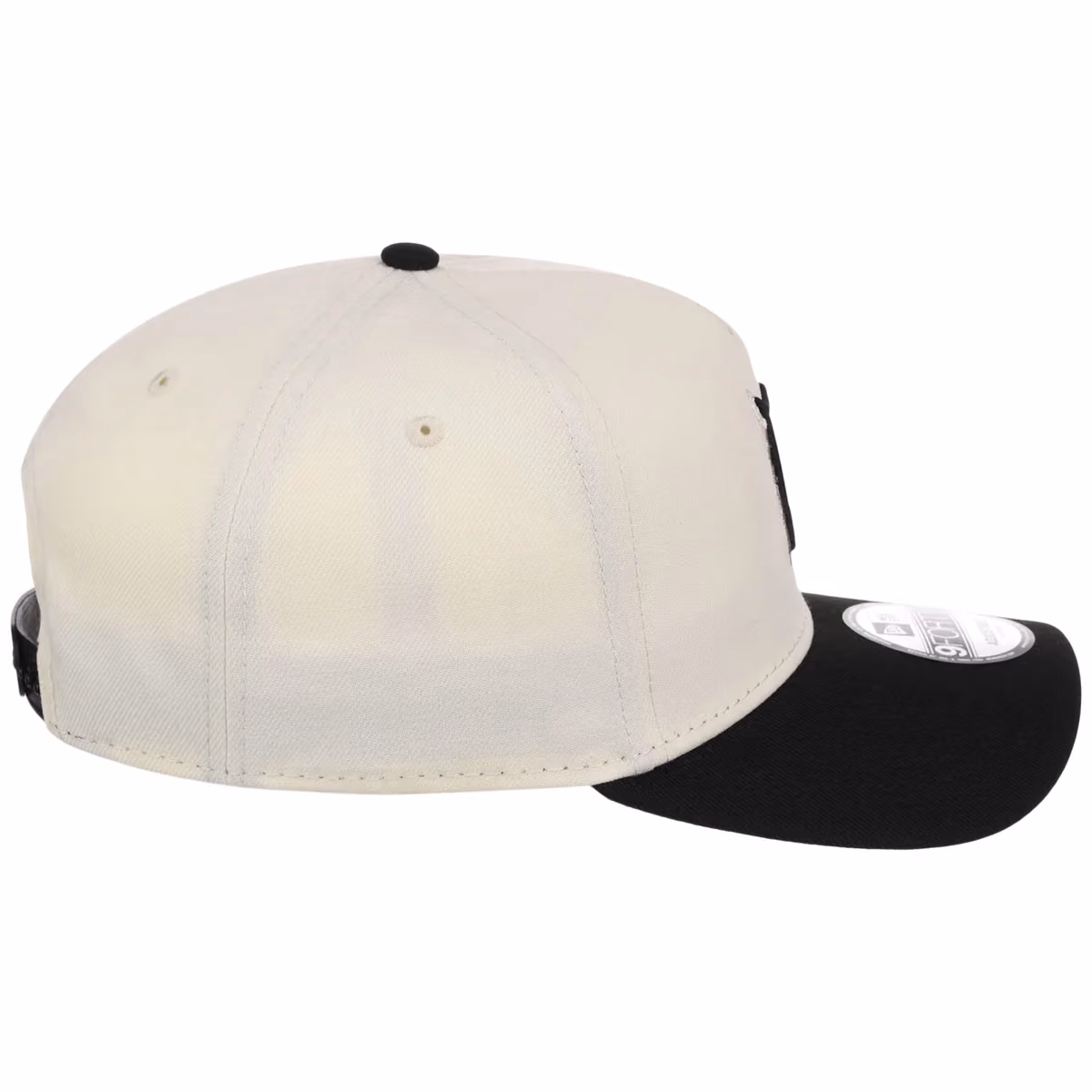 Detroit Tigers MLB Chrome x Black FASHION CORE New Era 9FORTY A-Frame detail view