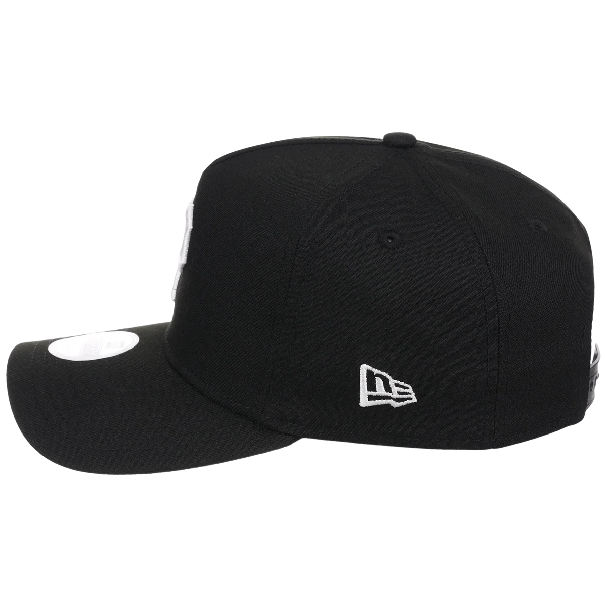 Pittsburgh Pirates Women's New Era 9FORTY Black A-Frame detail view
