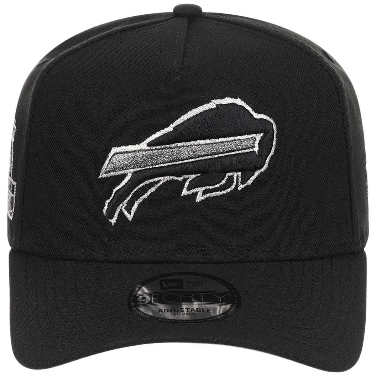 Buffalo Bills NFL Liquid Titanium New Era 9FORTY detail view