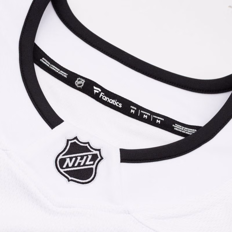 Boston Bruins Breakaway NHL Jersey Road White view 4