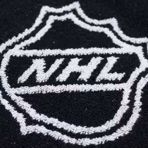 Edmonton Oilers NHL Classic Bath Towel Black view 4