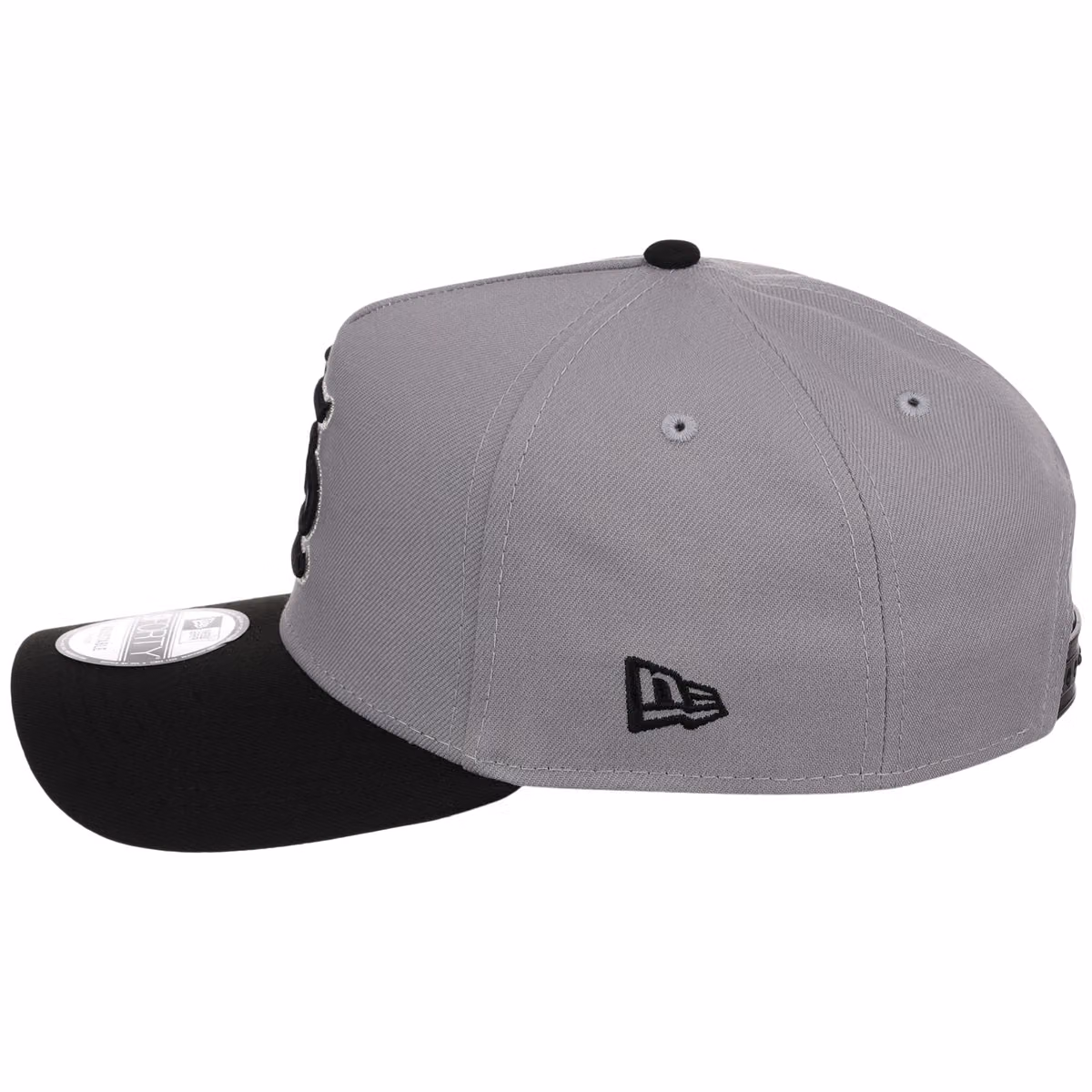 St. Louis Cardinals MLB Gray x Black FASHION CORE New Era 9FORTY A-Frame detail view