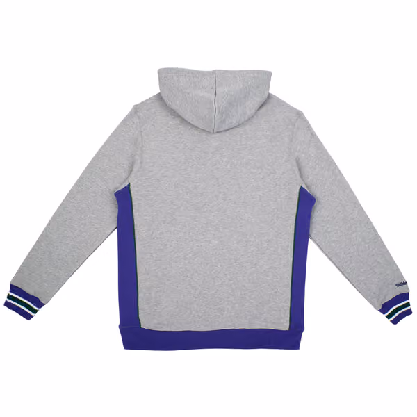 Milwaukee Bucks Pinnacle Mitchell & Ness Heavyweight Fleece NBA Hoodie view 2