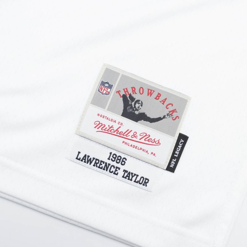 Lawrence Taylor #56 New York Giants Throwback NFL Jersey White view 3