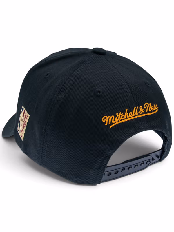 New York Knicks HWC Low Pro Snapback NBA Cap Black view 2