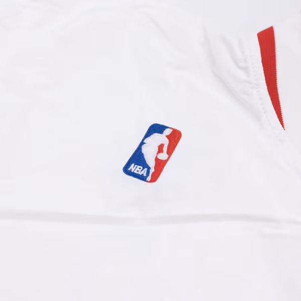 Chicago Bulls 1992-1993 Mitchell & Ness Authentic Warm Up NBA Jacket White view 5