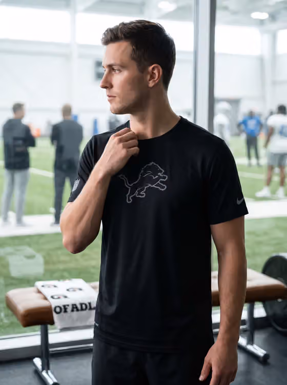 Detroit Lions 2026 NFL Sideline Lead The Charge Legend T-Shirt Black view 3