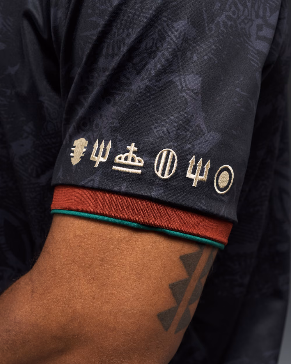 Jersevo Custom Personalized The Siu Jersey detail view 4