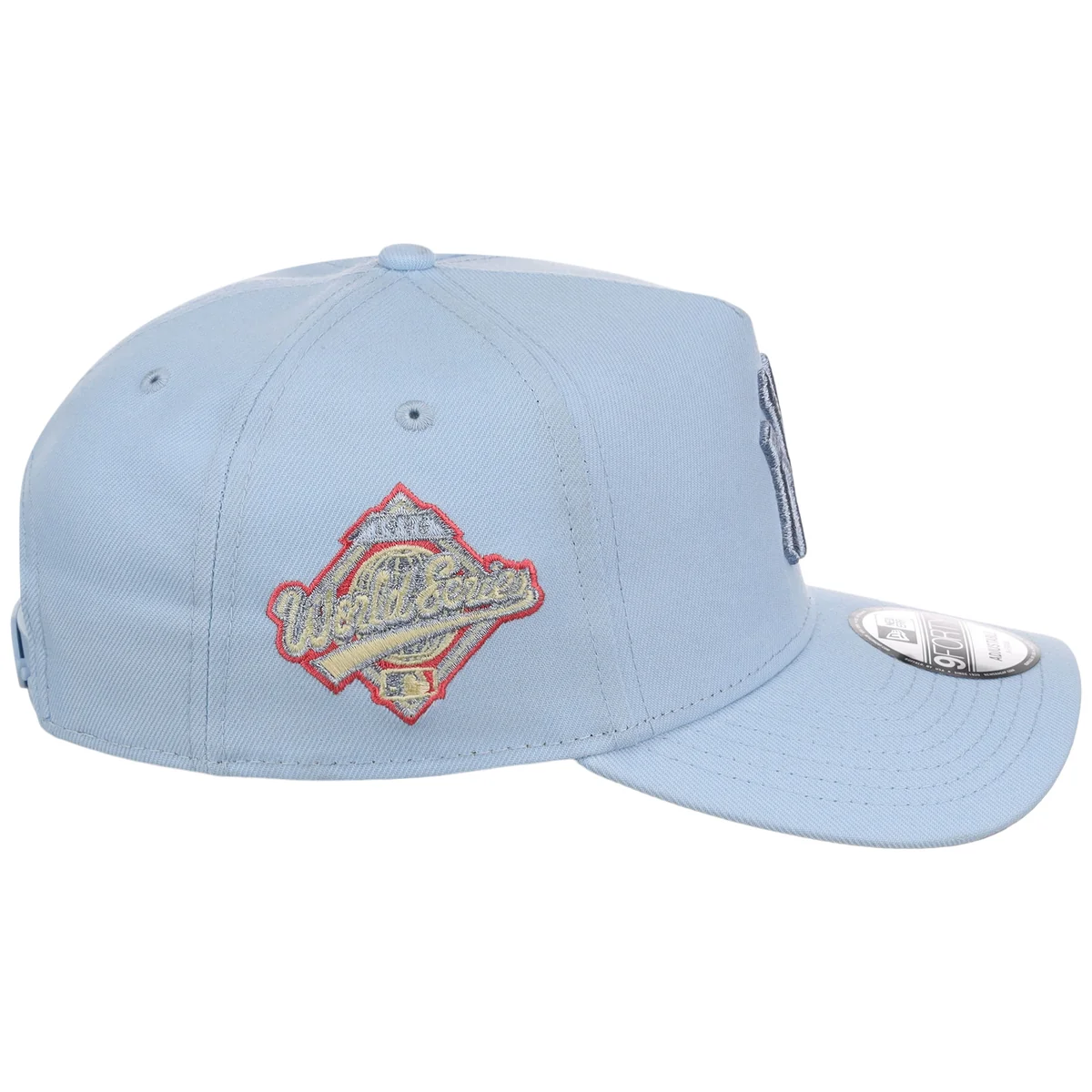 New York Yankees MLB Glacial Blue New Era 9FORTY A-Frame detail view