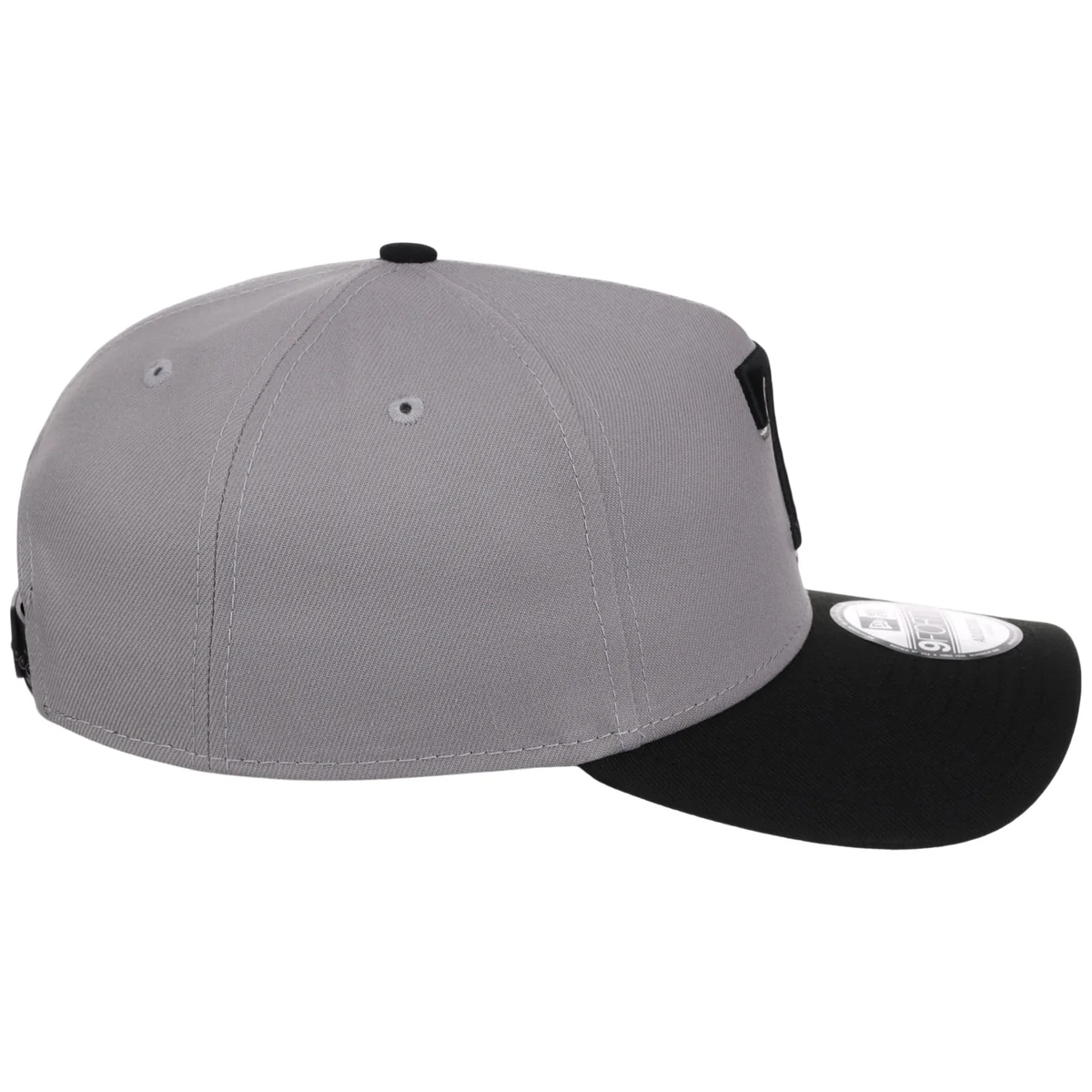 Texas Rangers MLB Gray x Black FASHION CORE New Era 9FORTY A-Frame detail view