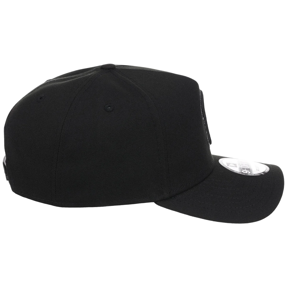 Philadelphia Phillies MLB Black x Pewter FASHION CORE New Era 9FORTY A-Frame detail view