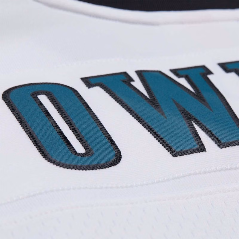 Terrell Owens #81 Philadelphia Eagles 2004 Legacy Throwback NFL Jersey White view 6