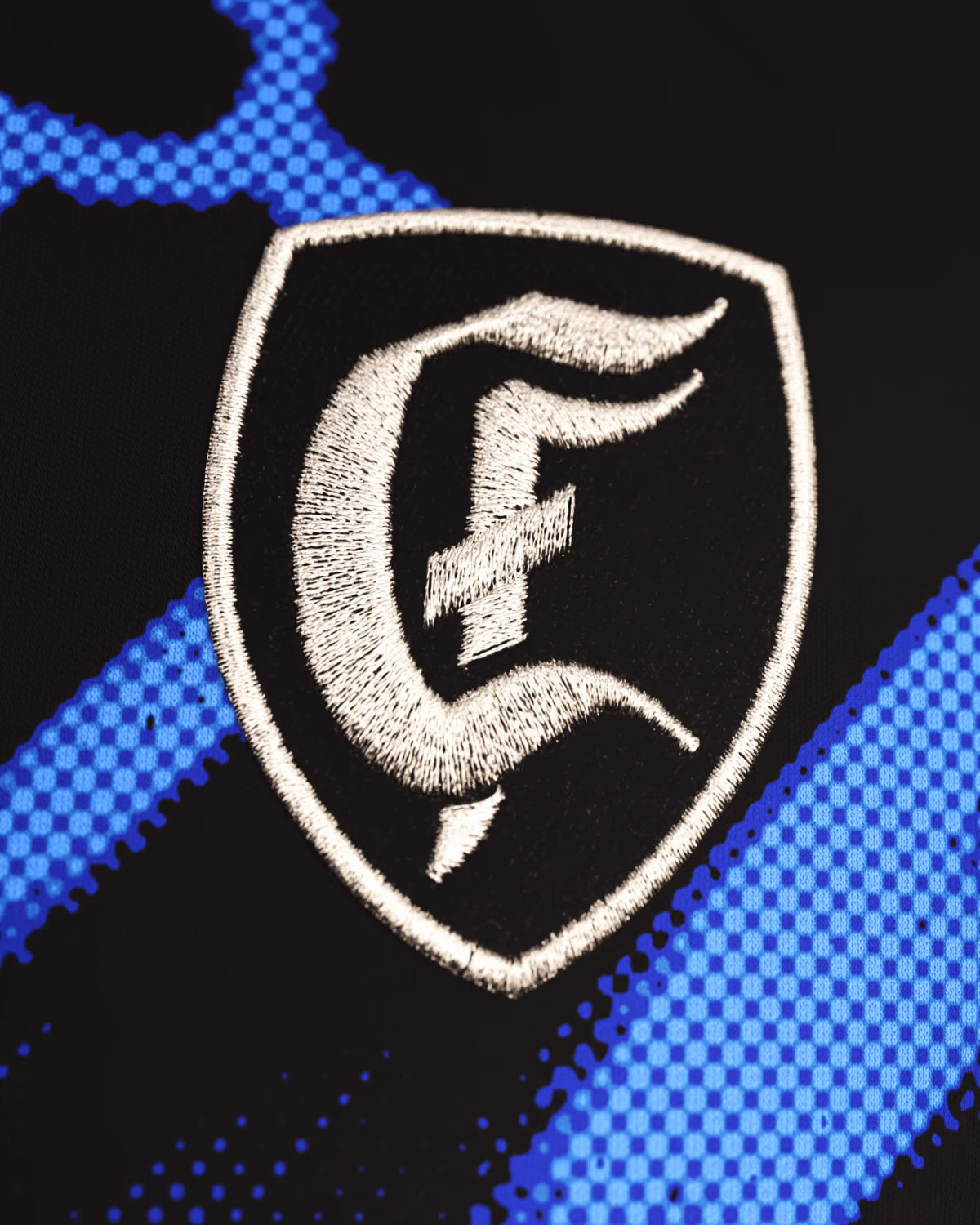 Jersevo Custom Personalized Piscinin - Number 5 Jersey crest detail