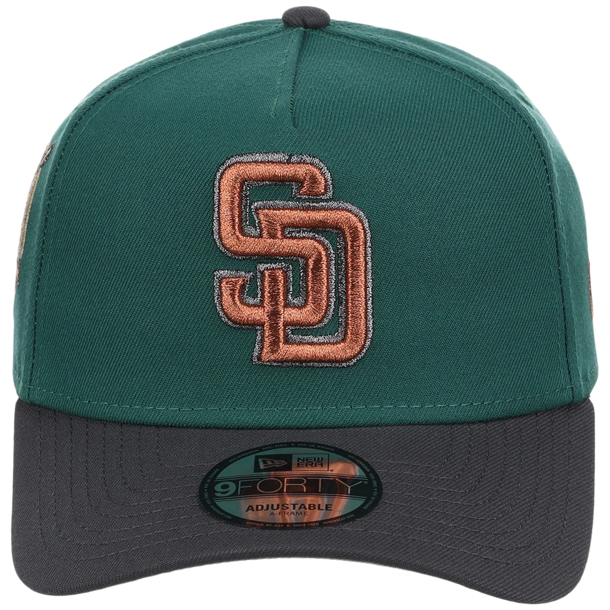 San Diego Padres MLB Emerald Graphite New Era 9FORTY detail view