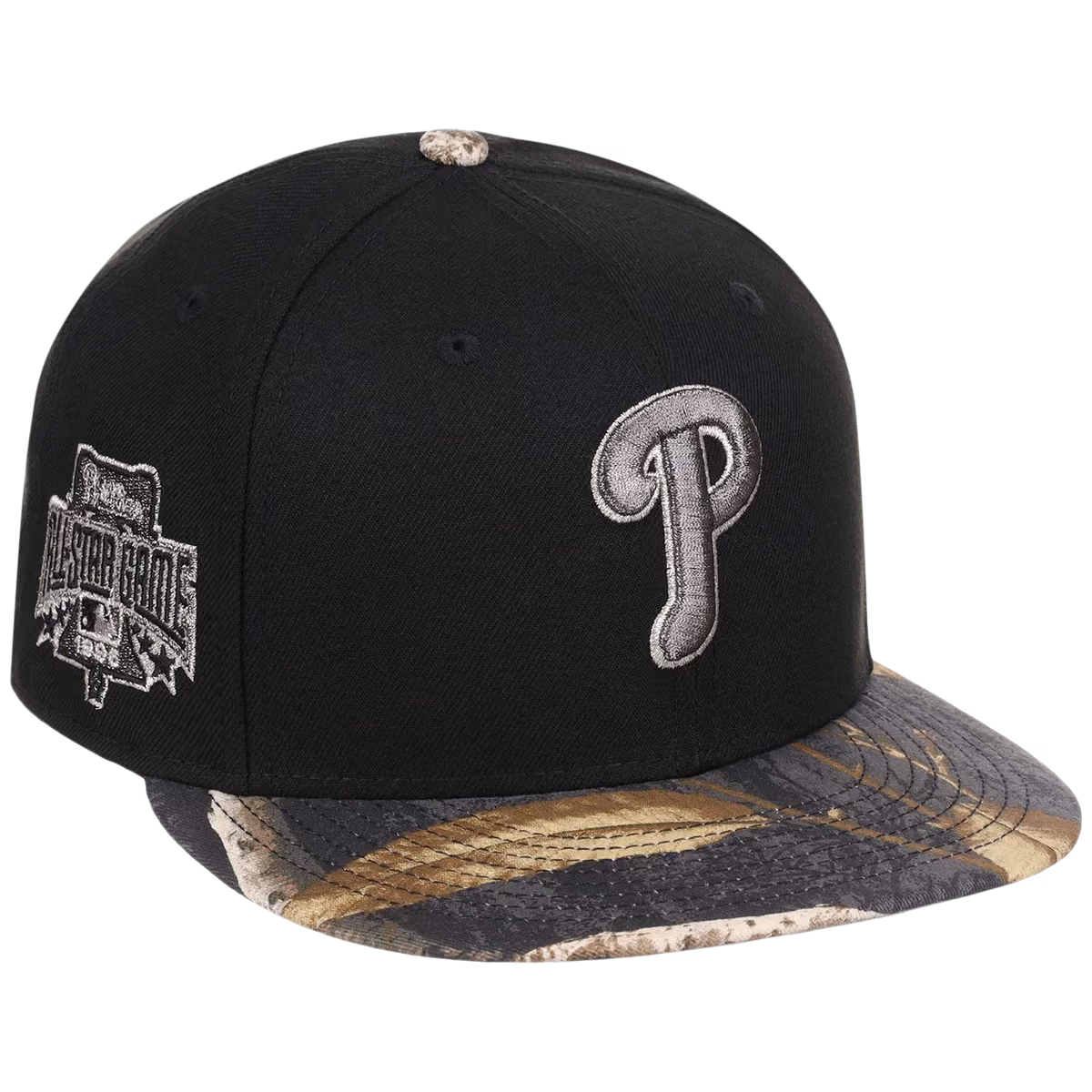 Philadelphia Phillies MLB Black Realtree Metallics New Era 59FIFTY front view
