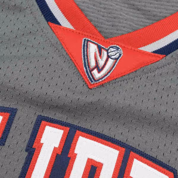 Vince Carter #15 New Jersey Nets 2004-05 Mitchell & Ness Authentic NBA Jersey Grey view 4