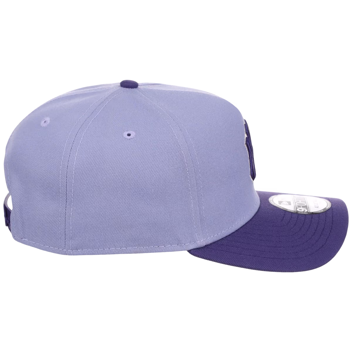 New York Yankees MLB Lavender x Purple FASHION CORE New Era 9FORTY A-Frame detail view