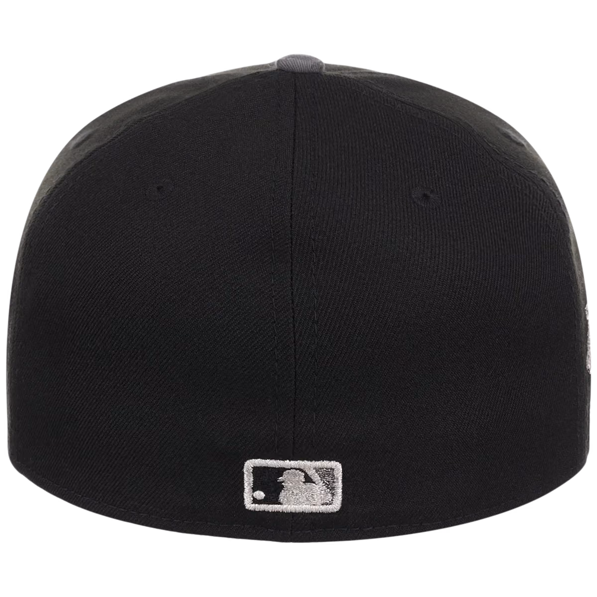 Atlanta Braves MLB Black Realtree Metallics New Era 59FIFTY detail view