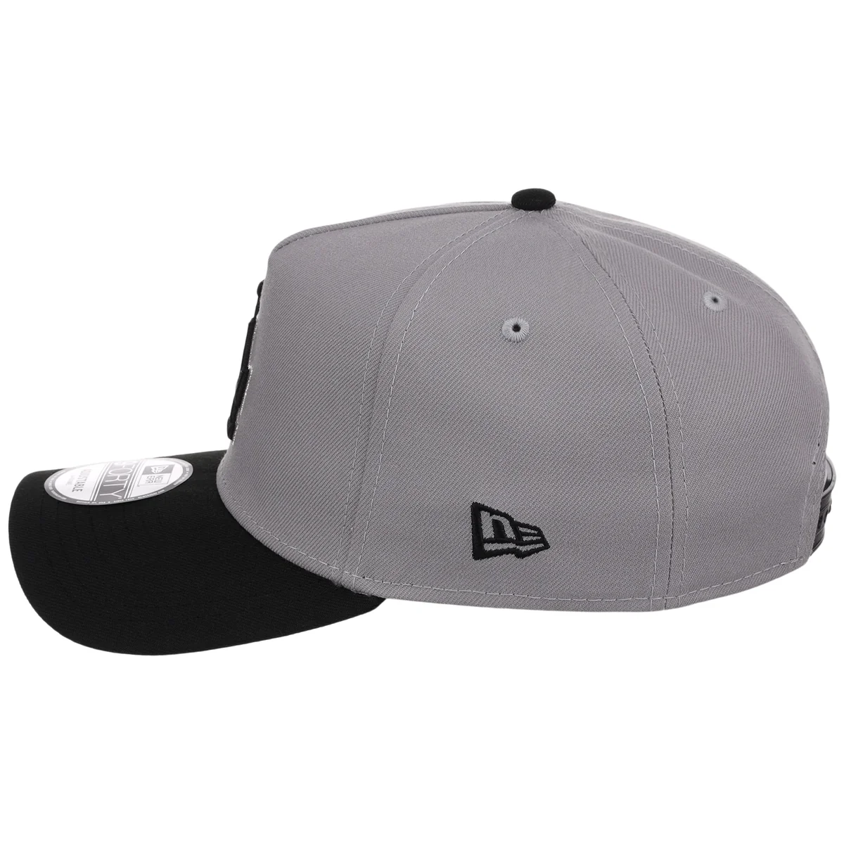 Los Angeles Dodgers MLB Gray x Black FASHION CORE New Era 9FORTY A-Frame detail view