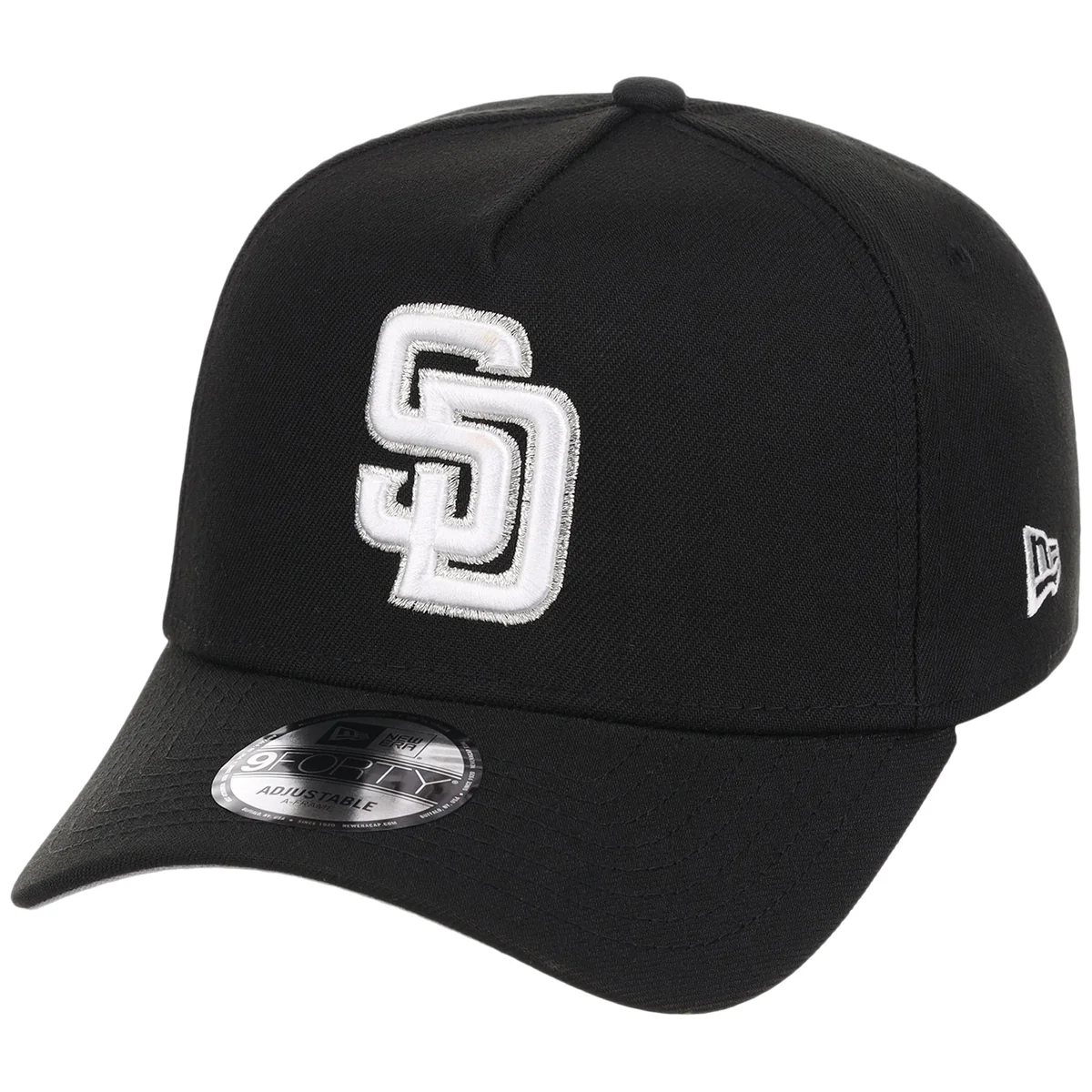 San Diego Padres MLB Black x White FASHION CORE New Era 9FORTY A-Frame detail view