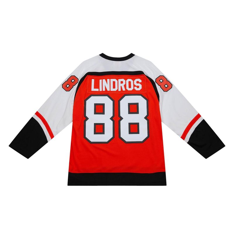 Eric Lindros #88 Philadelphia Flyers 1996-97 Mitchell & Ness NHL Jersey view 1