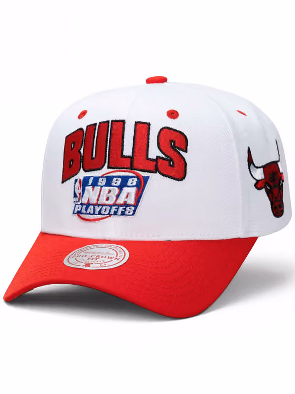Chicago Bulls 1996 NBA Playoffs Pro Crown Snapback Cap White/Red product photo