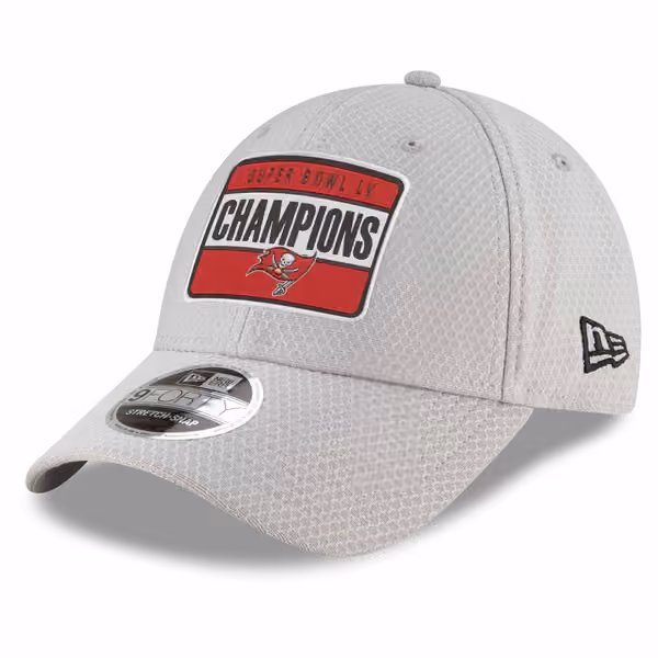 Tampa Bay Buccaneers Super Bowl LV Champions Parade Stretch-Snap 9FORTY NFL Cap product photo
